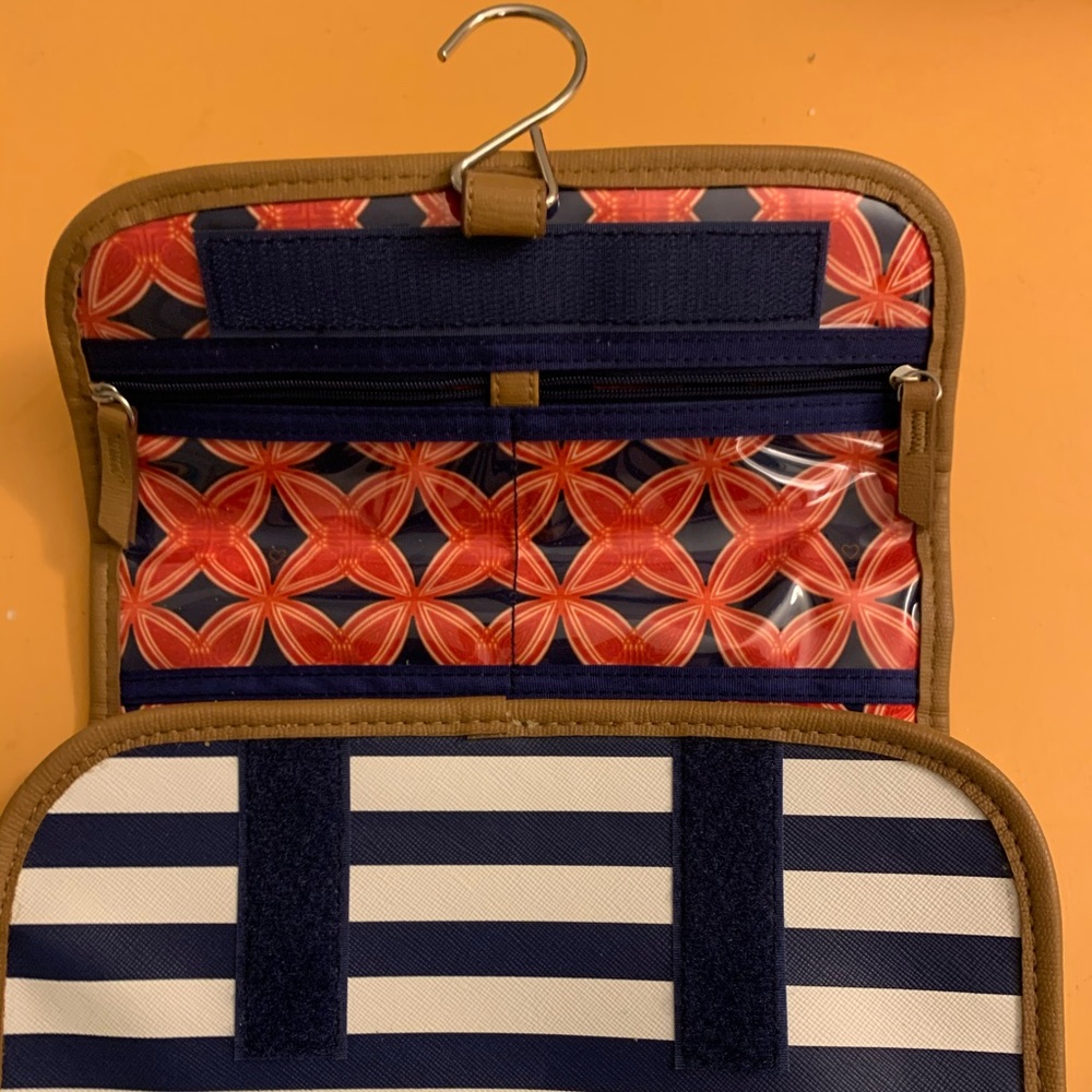 Stella & Dot Hang On Travel Organizer